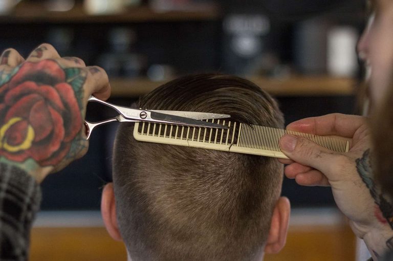 How to Straighten Hair Using Home Remedies